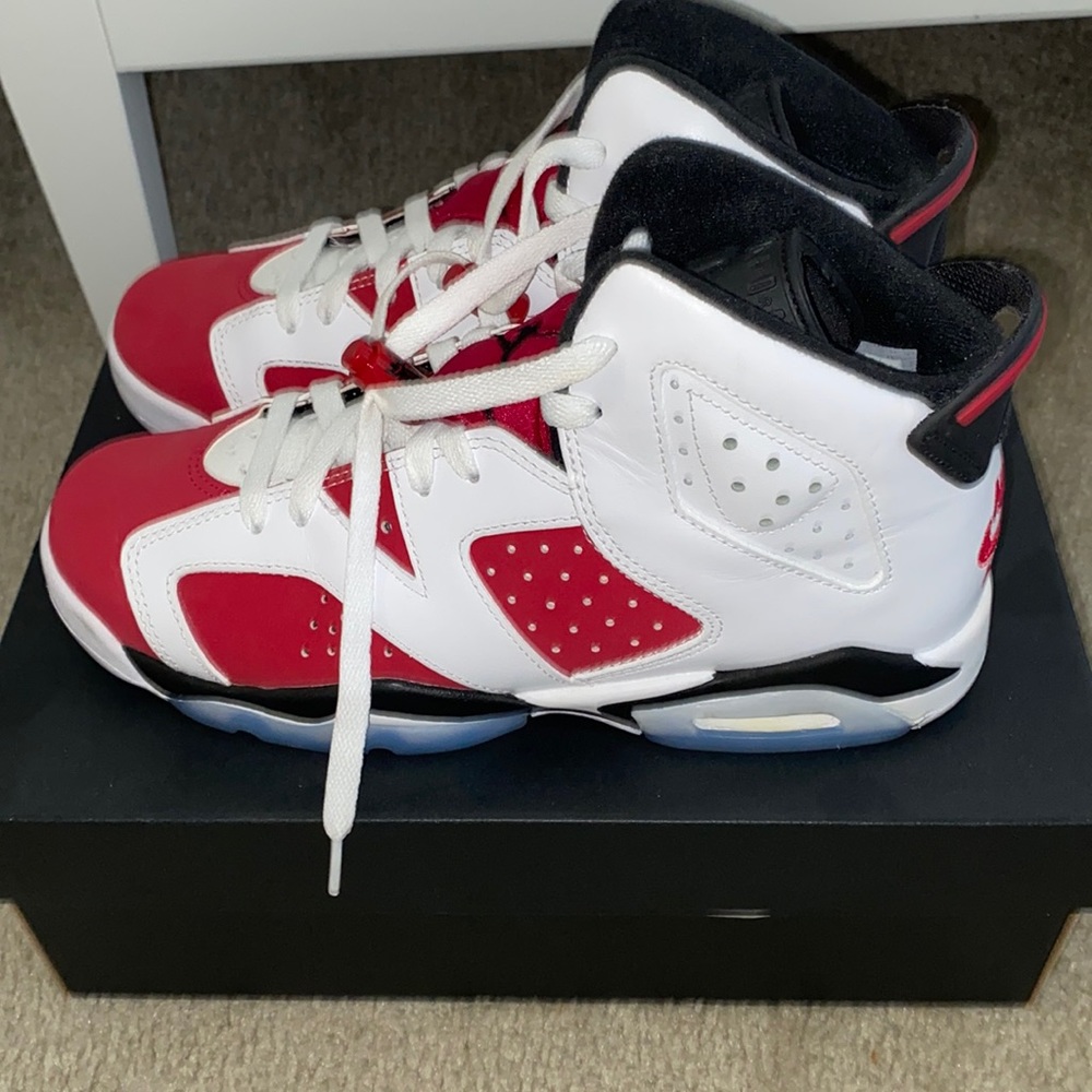 Boys Jordan’s size 6.5 Y red white and black